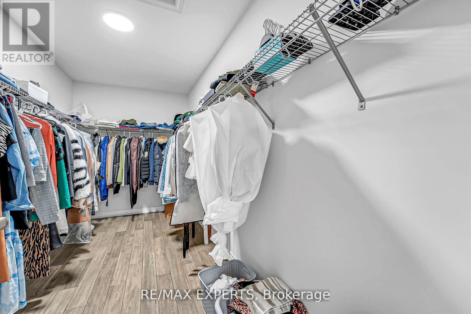 95 Selby Crescent, Bradford West Gwillimbury, Ontario  L3Z 0V3 - Photo 25 - N12507636