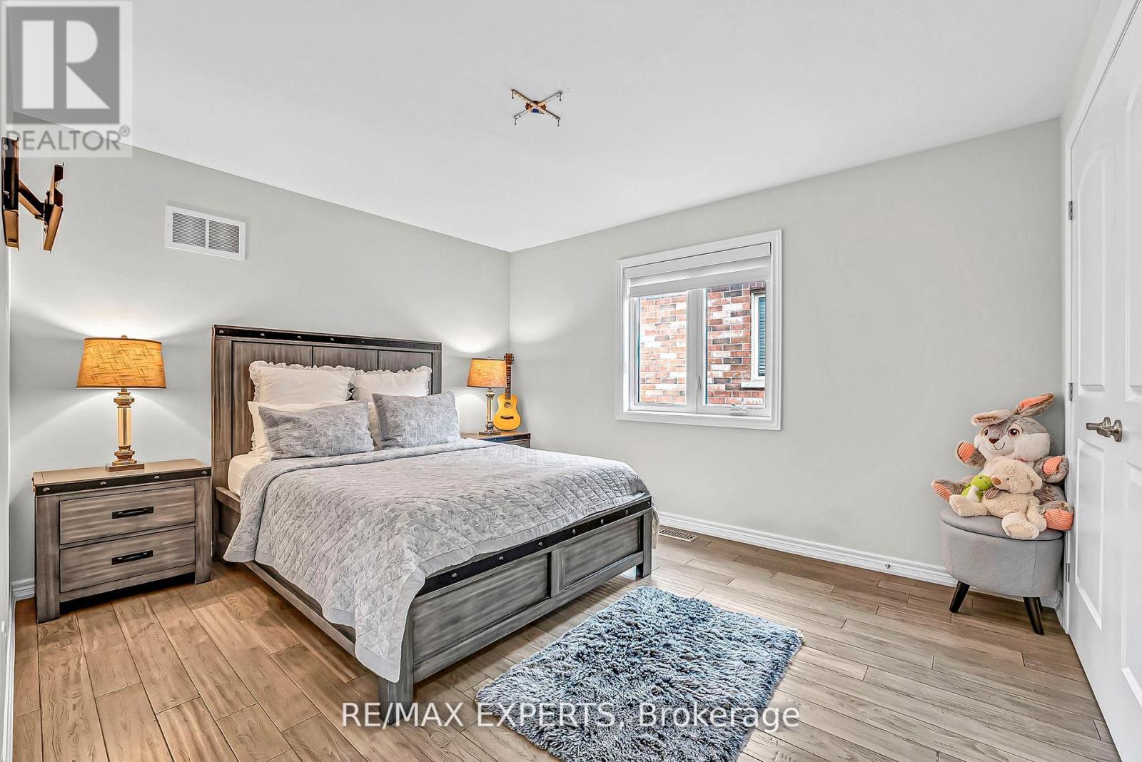 95 Selby Crescent, Bradford West Gwillimbury, Ontario  L3Z 0V3 - Photo 27 - N12507636