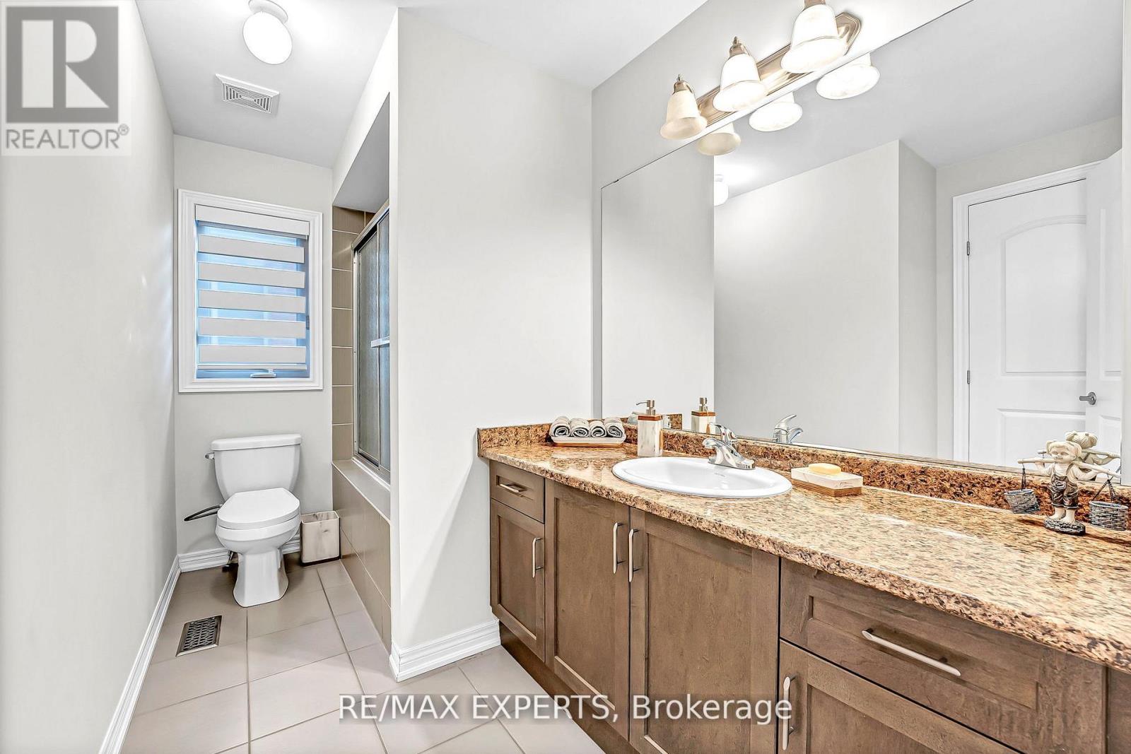 95 Selby Crescent, Bradford West Gwillimbury, Ontario  L3Z 0V3 - Photo 28 - N12507636