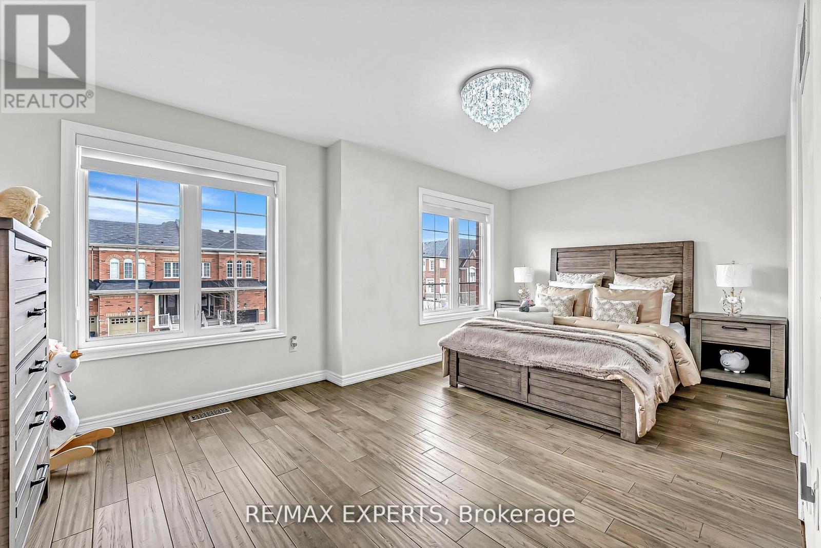 95 Selby Crescent, Bradford West Gwillimbury, Ontario  L3Z 0V3 - Photo 29 - N12507636