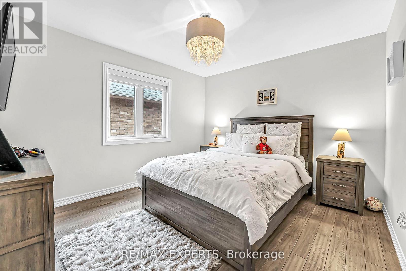 95 Selby Crescent, Bradford West Gwillimbury, Ontario  L3Z 0V3 - Photo 34 - N12507636