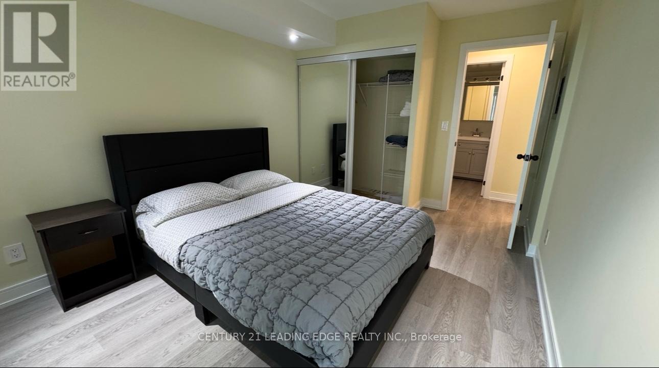 712 - 11 Oneida Crescent, Richmond Hill, Ontario  L4B 0A1 - Photo 9 - N12507648