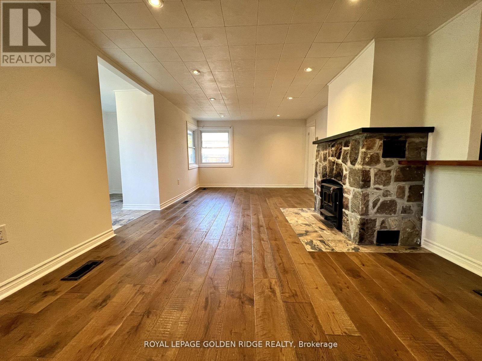 367 Hollywood Drive N, Georgina, Ontario  L4P 3A2 - Photo 3 - N12507668