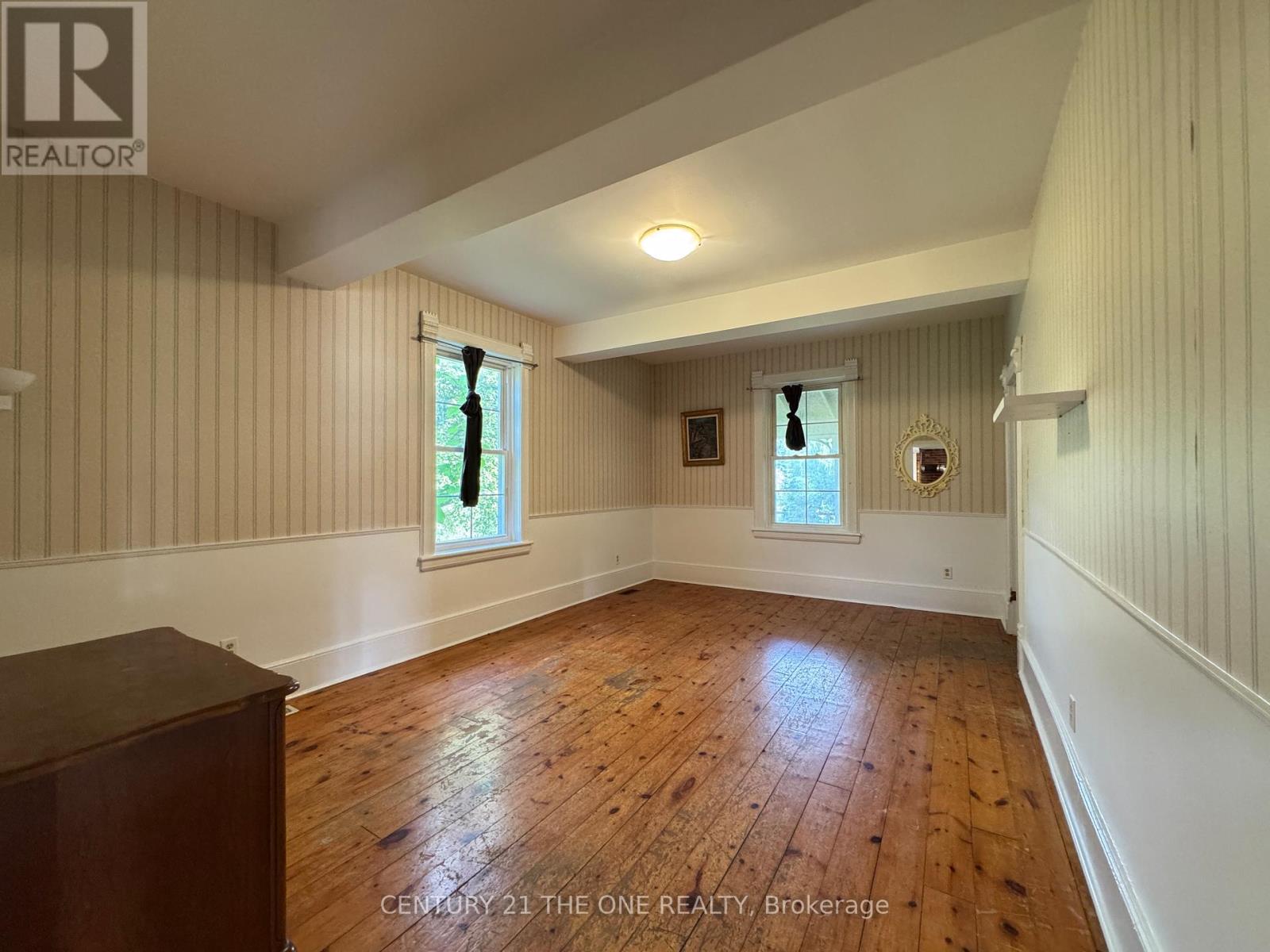 5828 Yonge Street, Innisfil, Ontario  L0L 1K0 - Photo 14 - N12507686