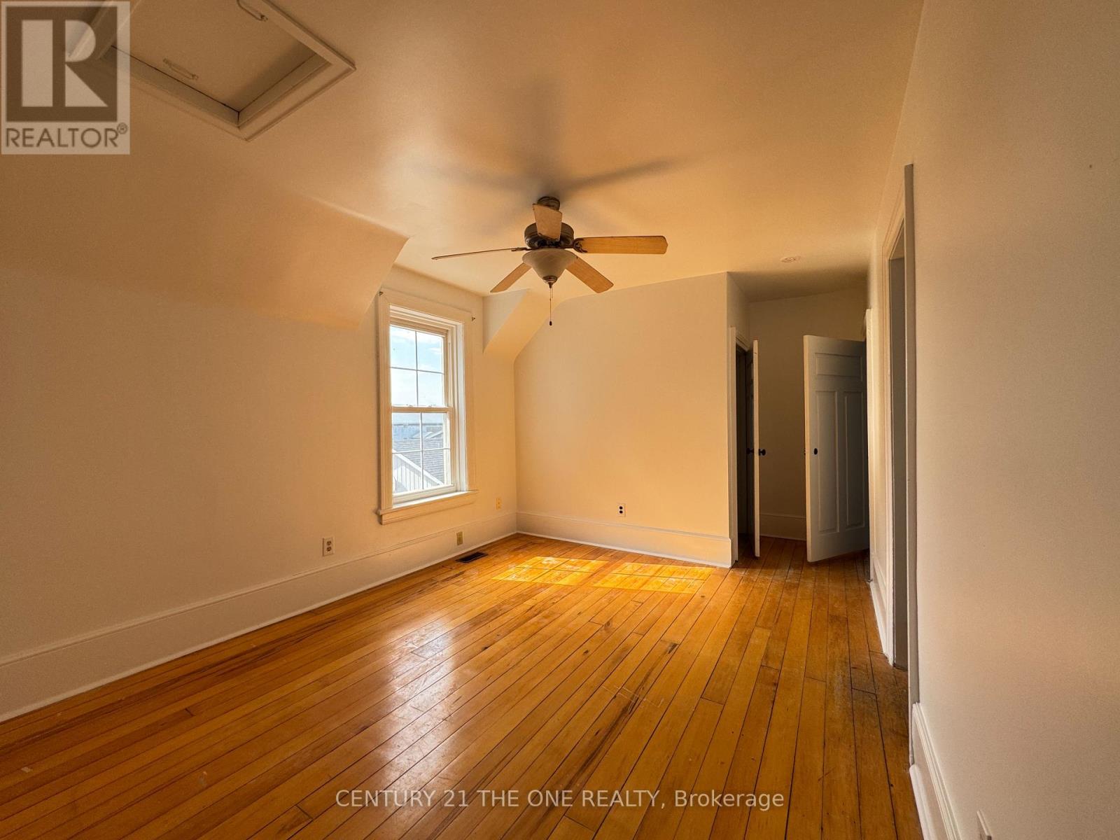 5828 Yonge Street, Innisfil, Ontario  L0L 1K0 - Photo 19 - N12507686