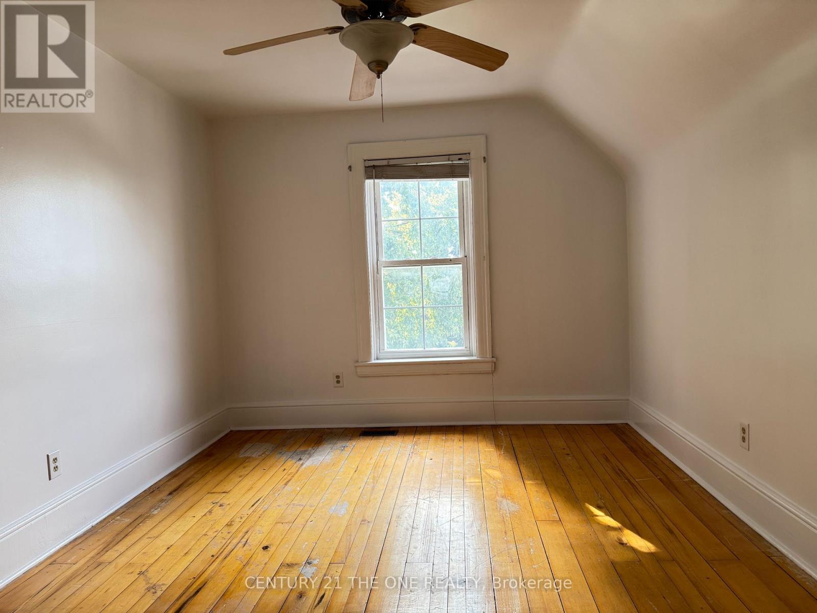 5828 Yonge Street, Innisfil, Ontario  L0L 1K0 - Photo 22 - N12507686