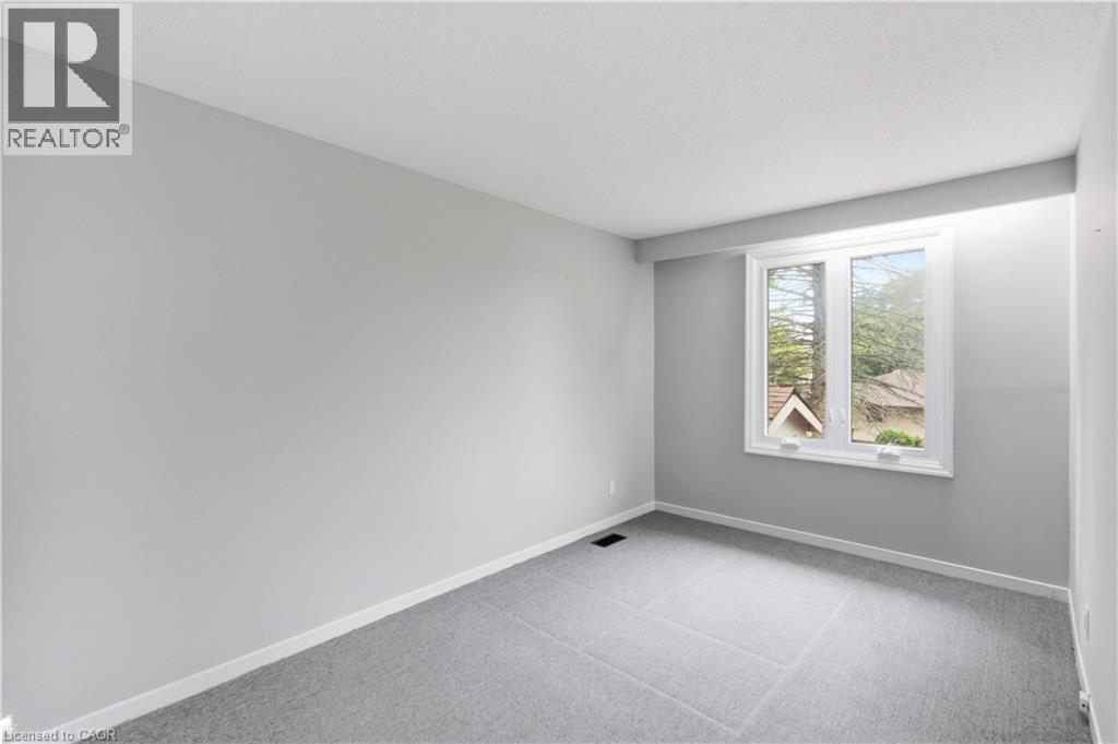 111 Britten Close, Hamilton, Ontario  L9C 4K1 - Photo 18 - 40770439