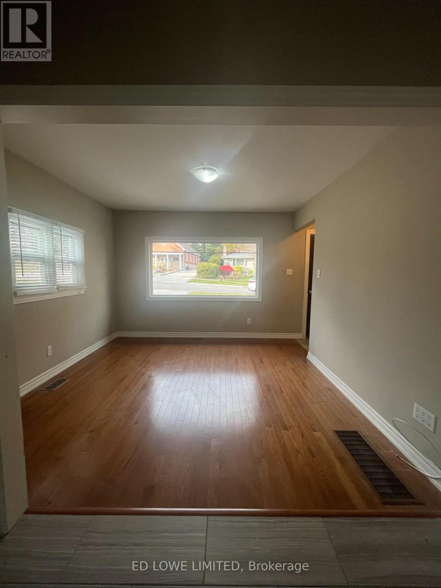 107 Letitia Street, Barrie (North Shore), Ontario  L4N 1P4 - Photo 17 - S12507602