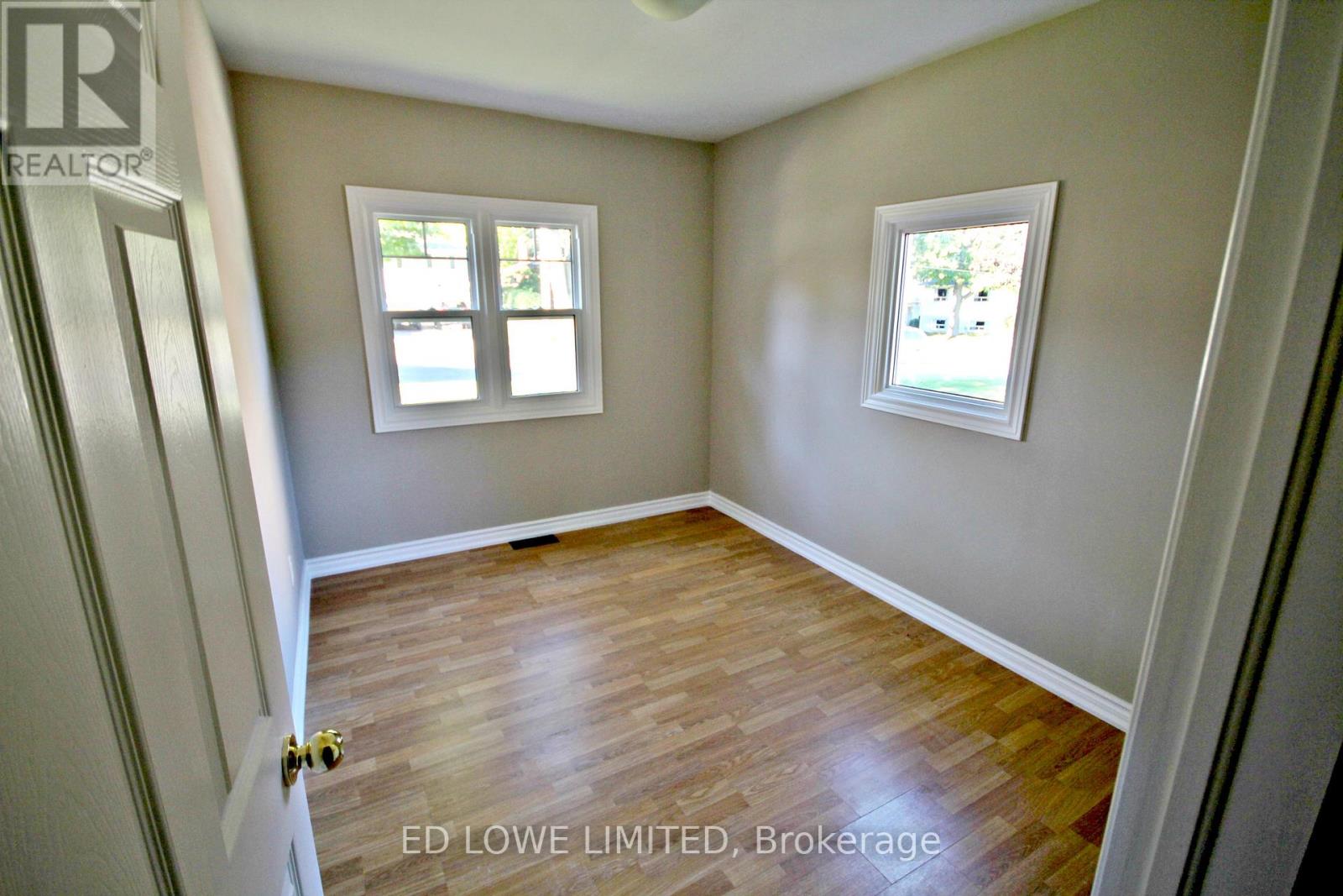 107 Letitia Street, Barrie (North Shore), Ontario  L4N 1P4 - Photo 8 - S12507602