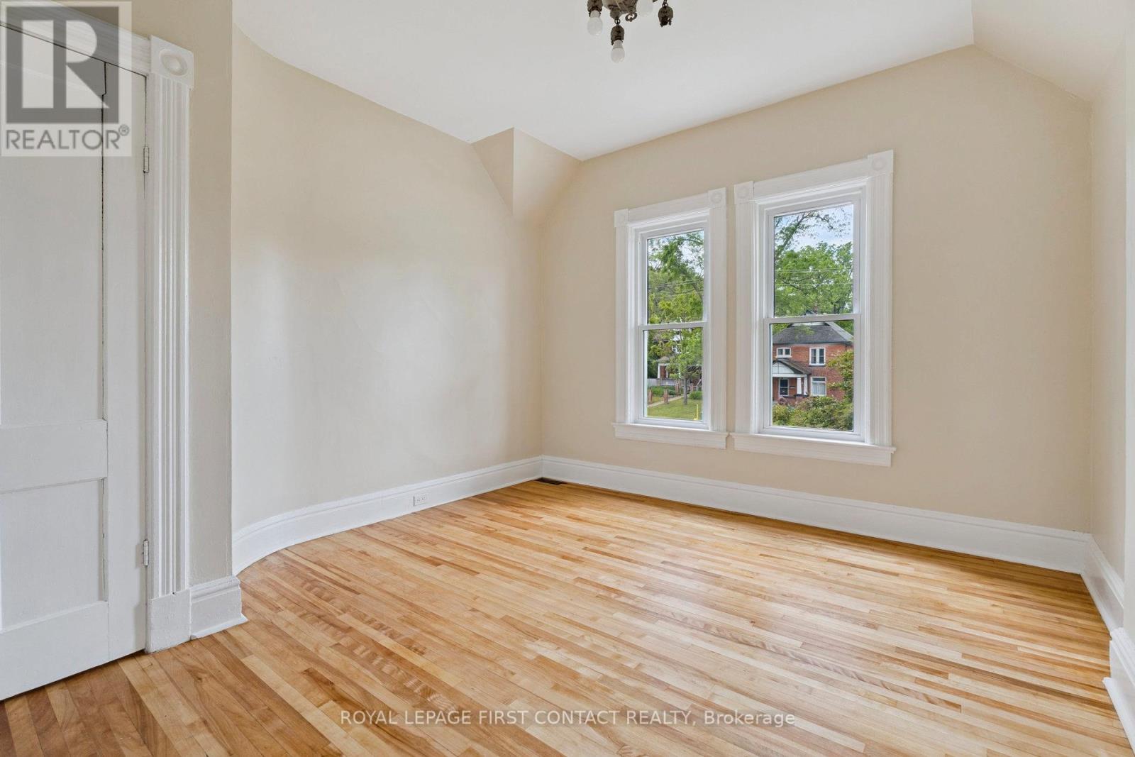 55 Burton Avenue, Barrie, Ontario  L4N 2R5 - Photo 24 - S12507618