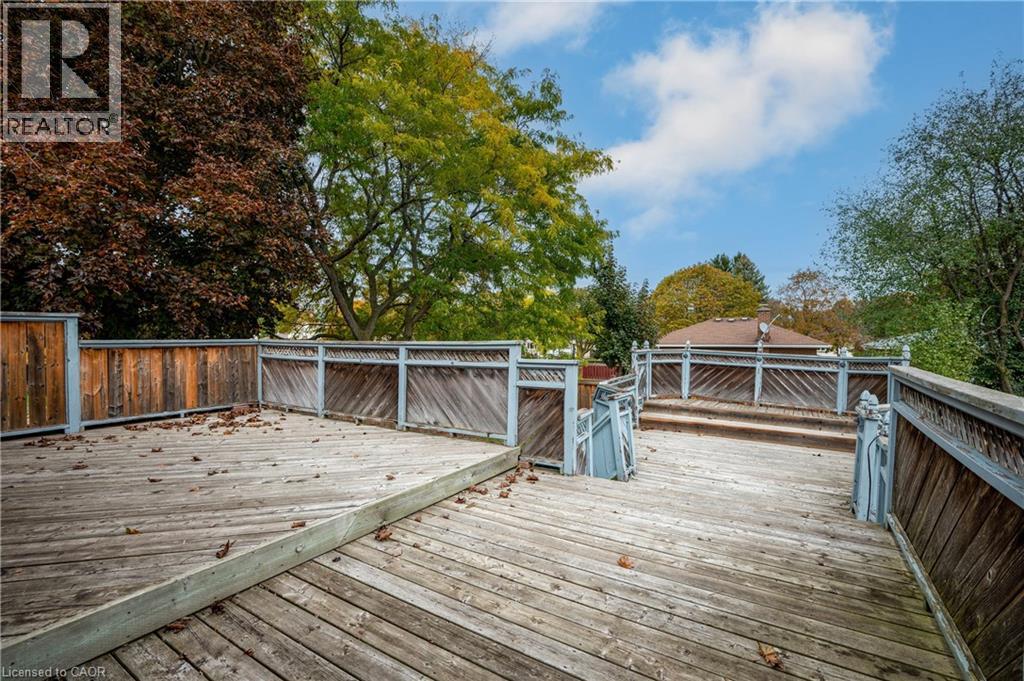 18 Kingston Crescent, Kitchener, Ontario  N2B 2T7 - Photo 28 - 40782248