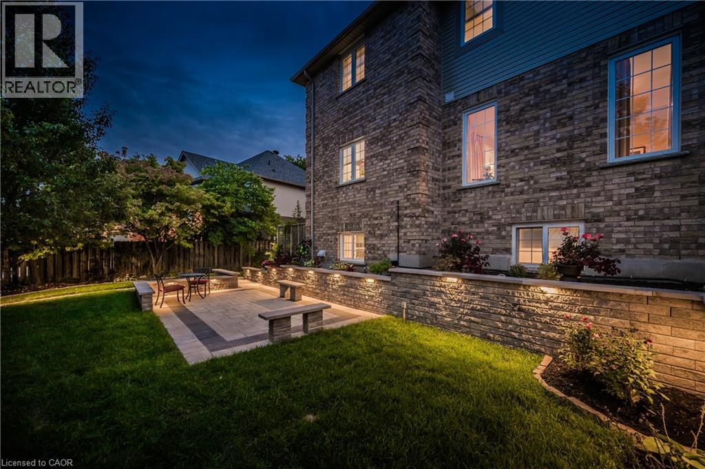 867 Creekside Drive, Waterloo, Ontario  N2V 2S7 - Photo 38 - 40785338