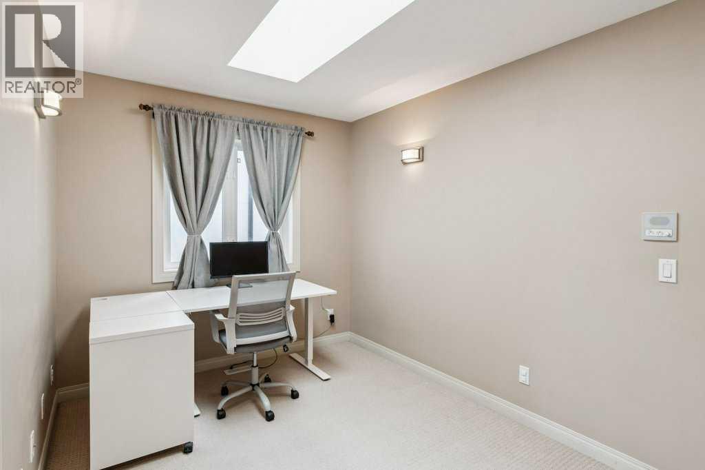 2208 33 Street Sw, Calgary, Alberta  T3E 2T1 - Photo 20 - A2266797