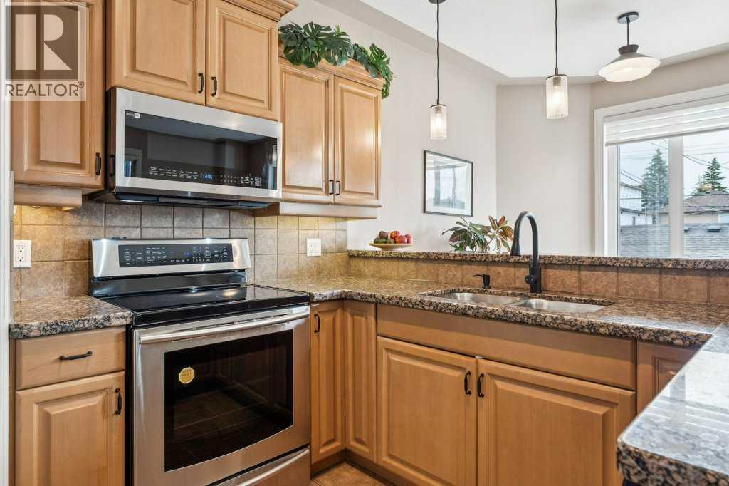 2208 33 Street Sw, Calgary, Alberta  T3E 2T1 - Photo 13 - A2266797