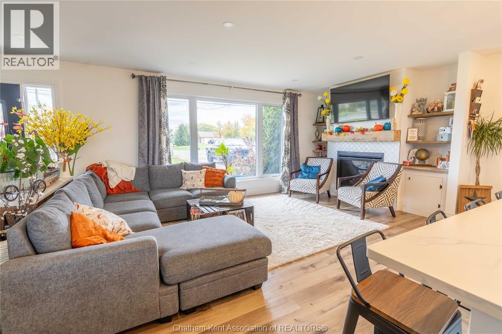 809 77 Highway, Leamington, Ontario N8H 3V8 - Photo 9 - 25027982