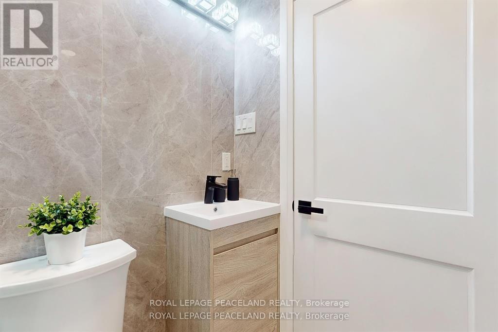 1223 Redbank Crescent, Oakville, Ontario  L6H 1Y4 - Photo 27 - W12507568