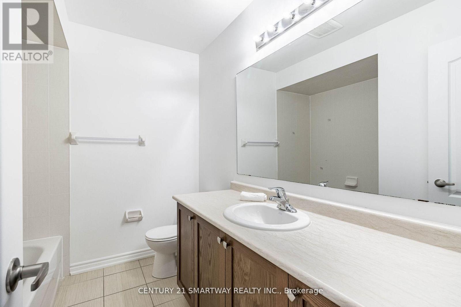 168 Agava Street, Brampton, Ontario  L7A 4R9 - Photo 34 - W12507576