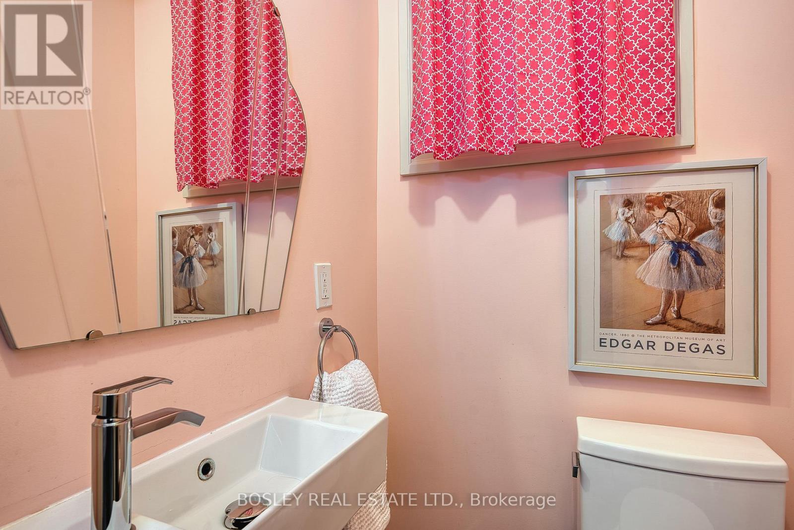 60 Grenadier Road, Toronto, Ontario  M6R 1R2 - Photo 23 - W12507590