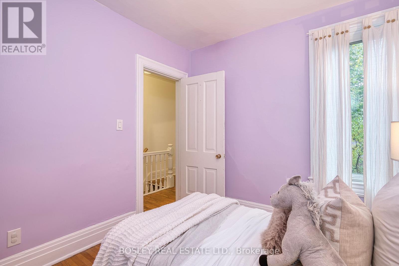 60 Grenadier Road, Toronto, Ontario  M6R 1R2 - Photo 31 - W12507590