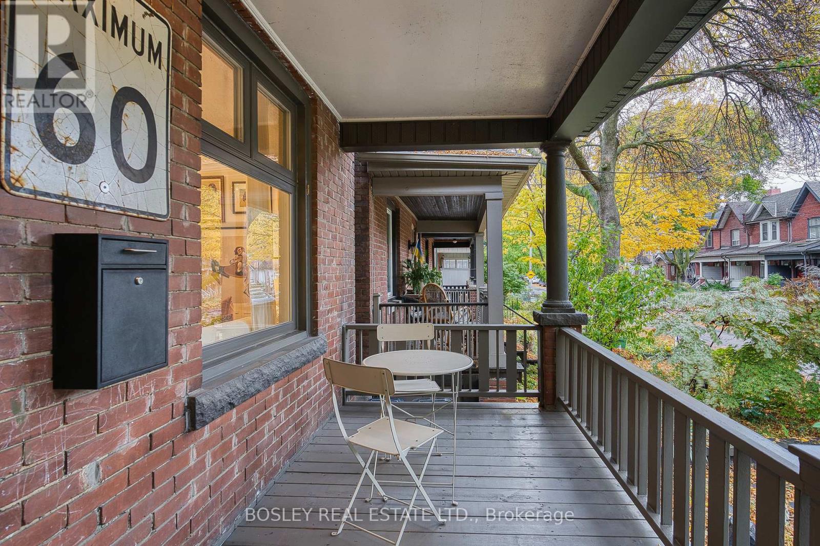 60 Grenadier Road, Toronto, Ontario  M6R 1R2 - Photo 4 - W12507590