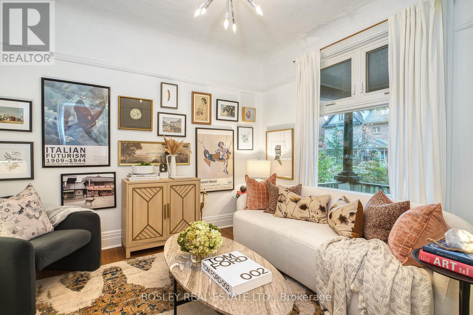 60 Grenadier Road, Toronto, Ontario  M6R 1R2 - Photo 9 - W12507590