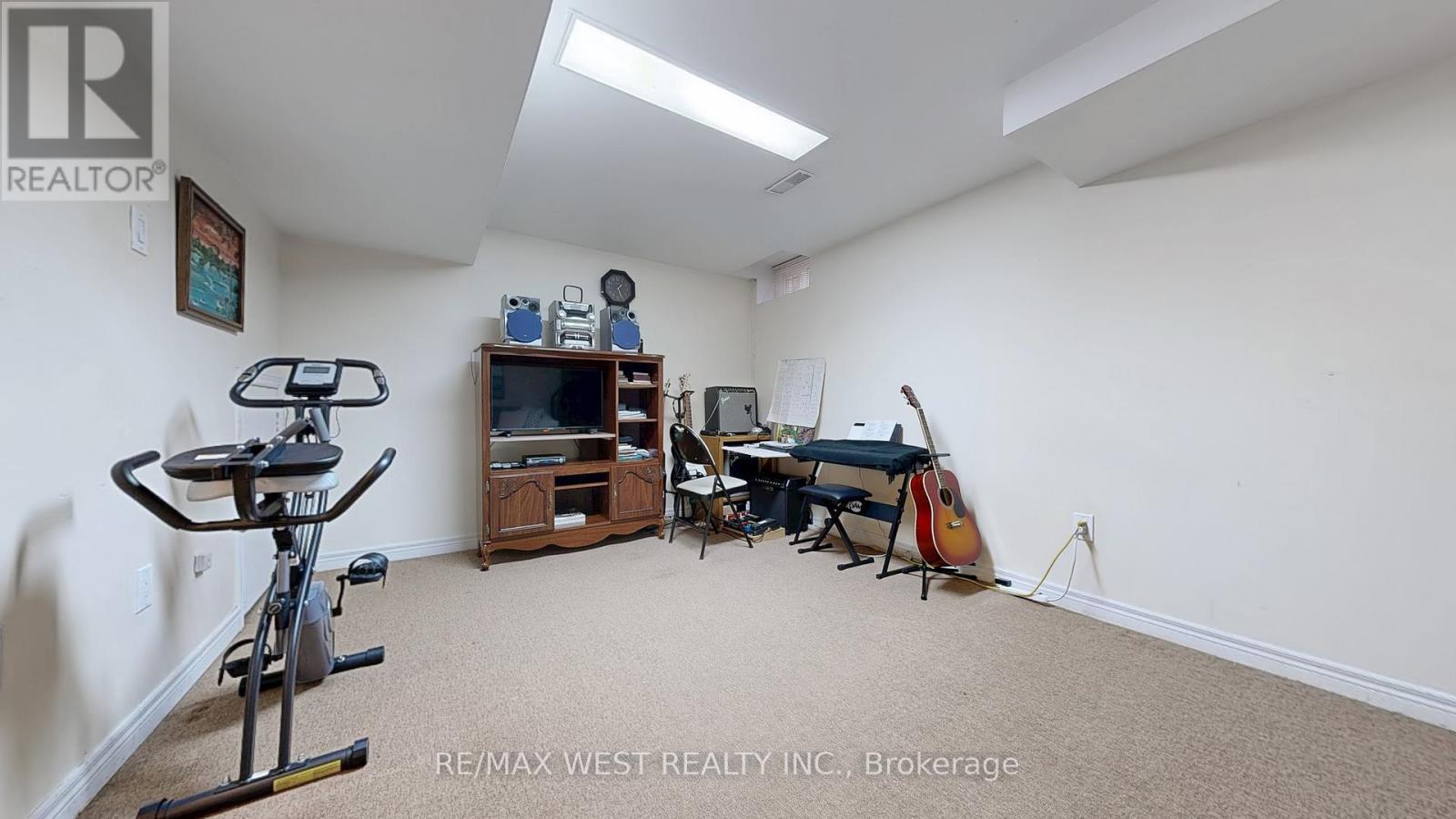 1 Platinum Drive, Toronto, Ontario  M6M 5K1 - Photo 40 - W12507594