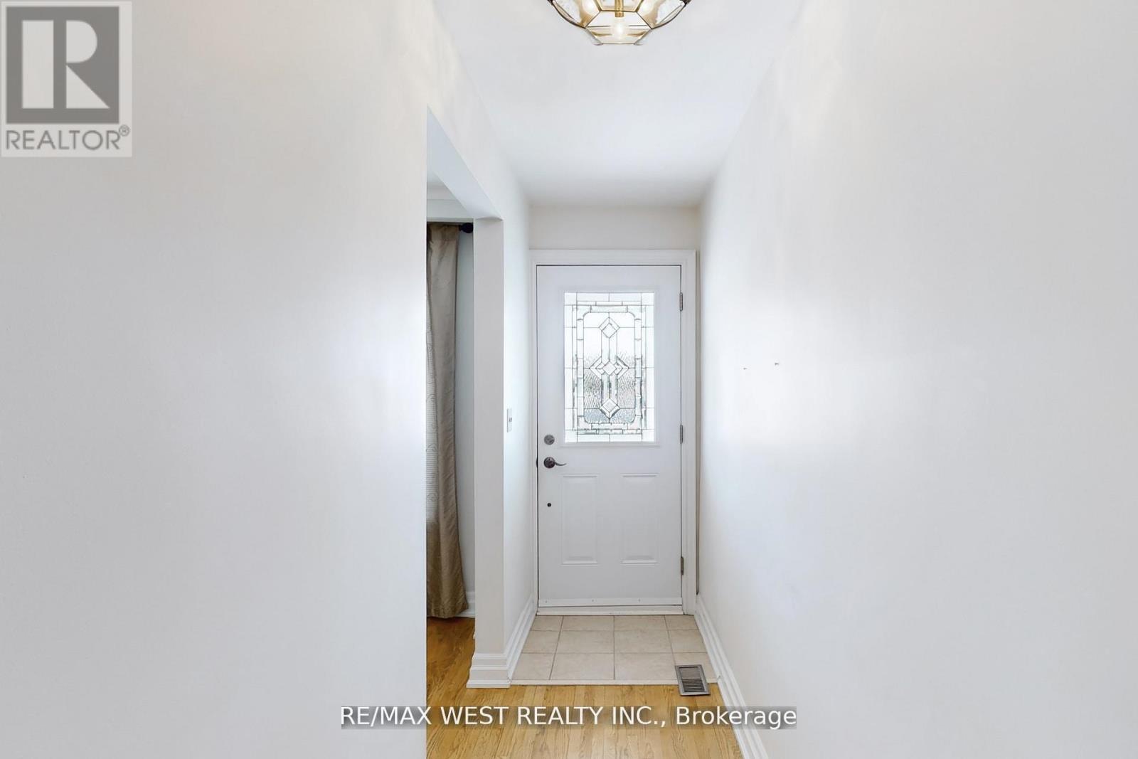 304 Concord Avenue, Toronto, Ontario  M6H 2P6 - Photo 20 - W12507608