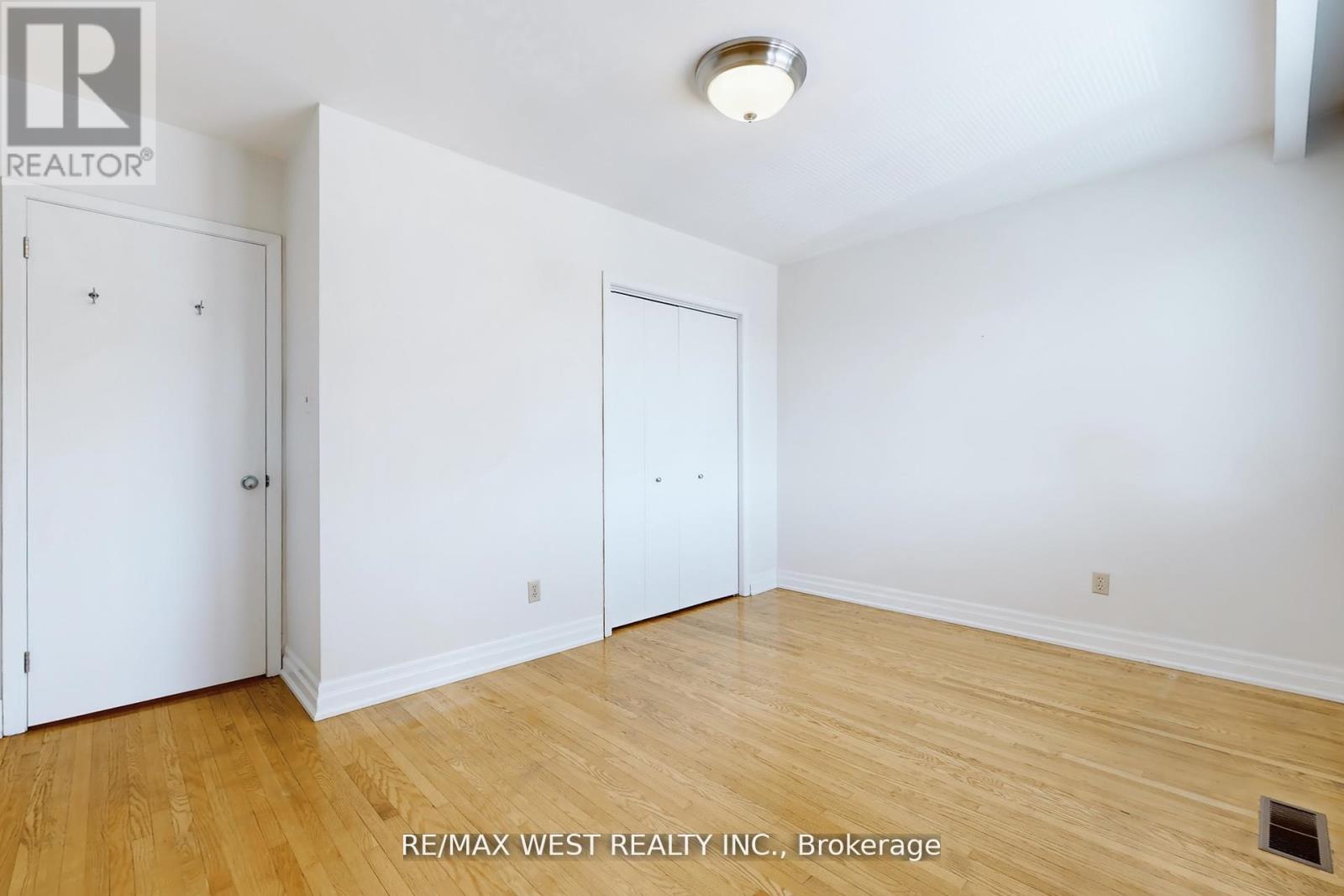 304 Concord Avenue, Toronto, Ontario  M6H 2P6 - Photo 27 - W12507608