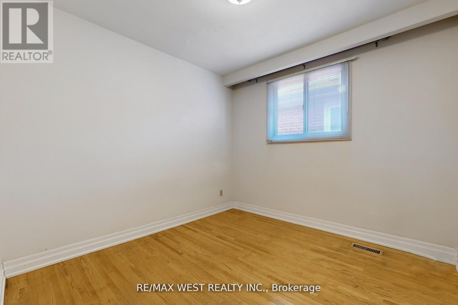 304 Concord Avenue, Toronto, Ontario  M6H 2P6 - Photo 28 - W12507608