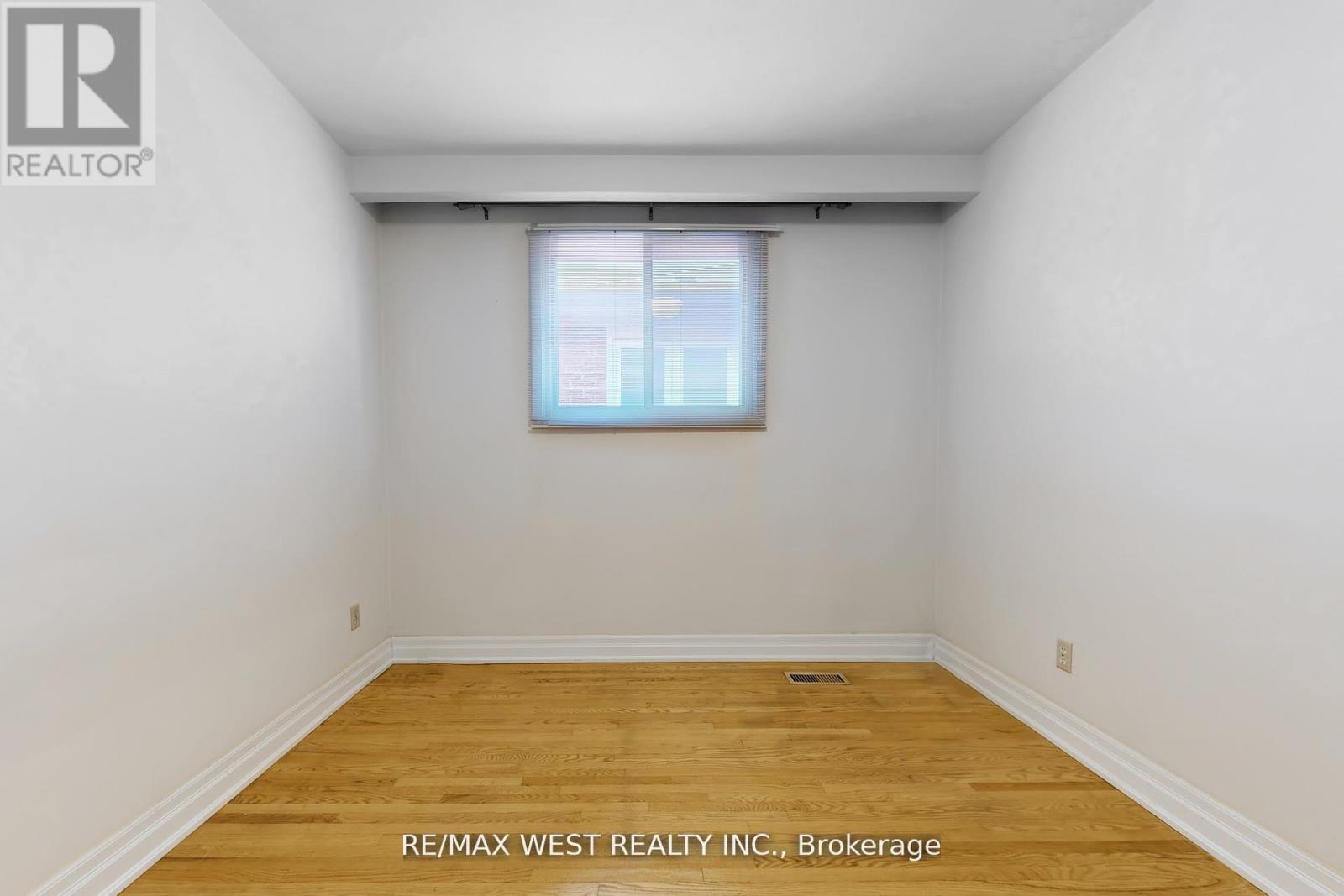 304 Concord Avenue, Toronto, Ontario  M6H 2P6 - Photo 29 - W12507608