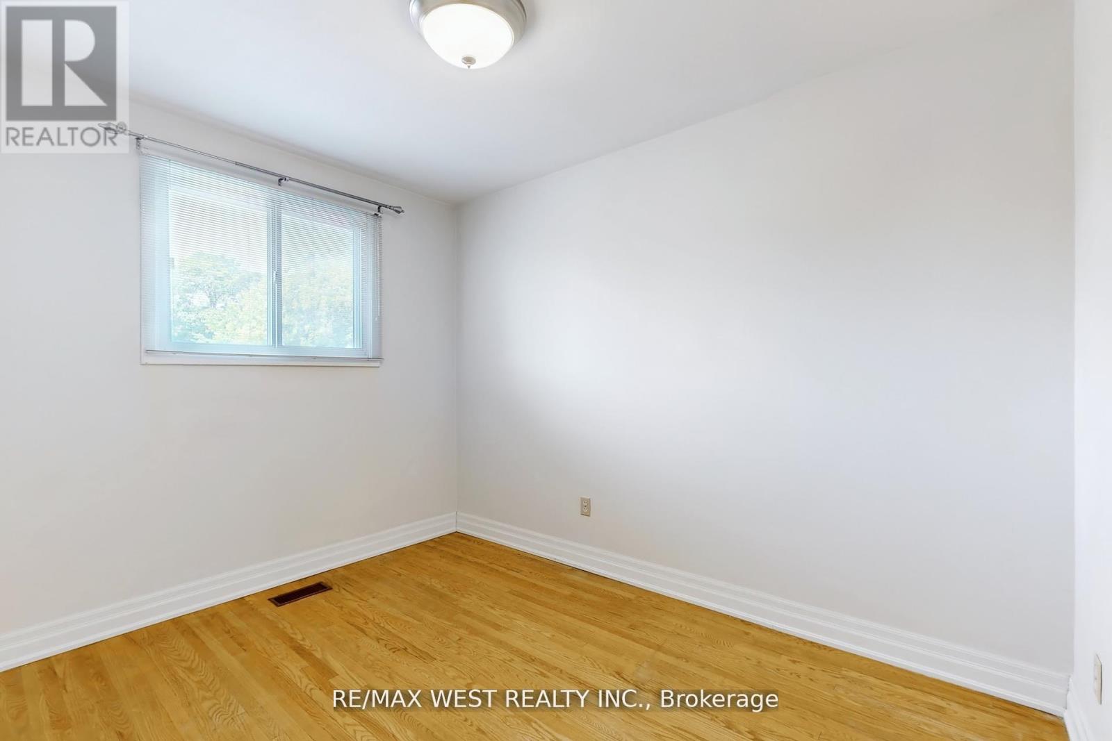 304 Concord Avenue, Toronto, Ontario  M6H 2P6 - Photo 31 - W12507608