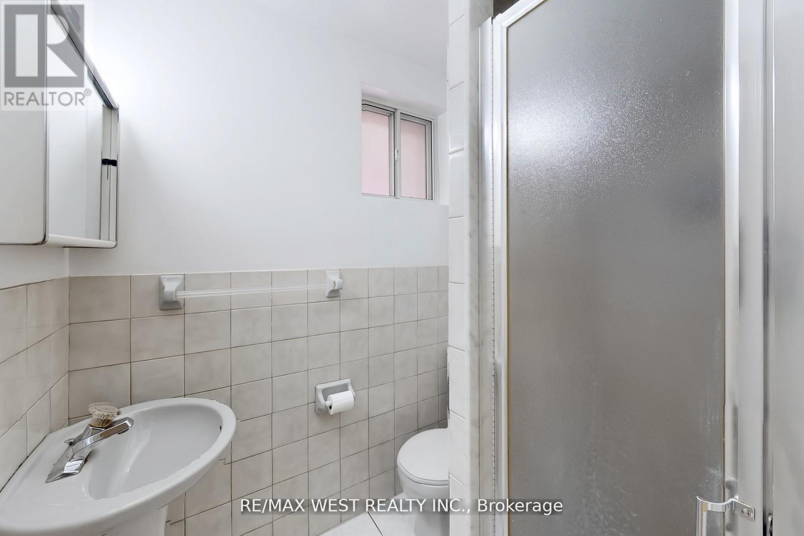 304 Concord Avenue, Toronto, Ontario  M6H 2P6 - Photo 43 - W12507608