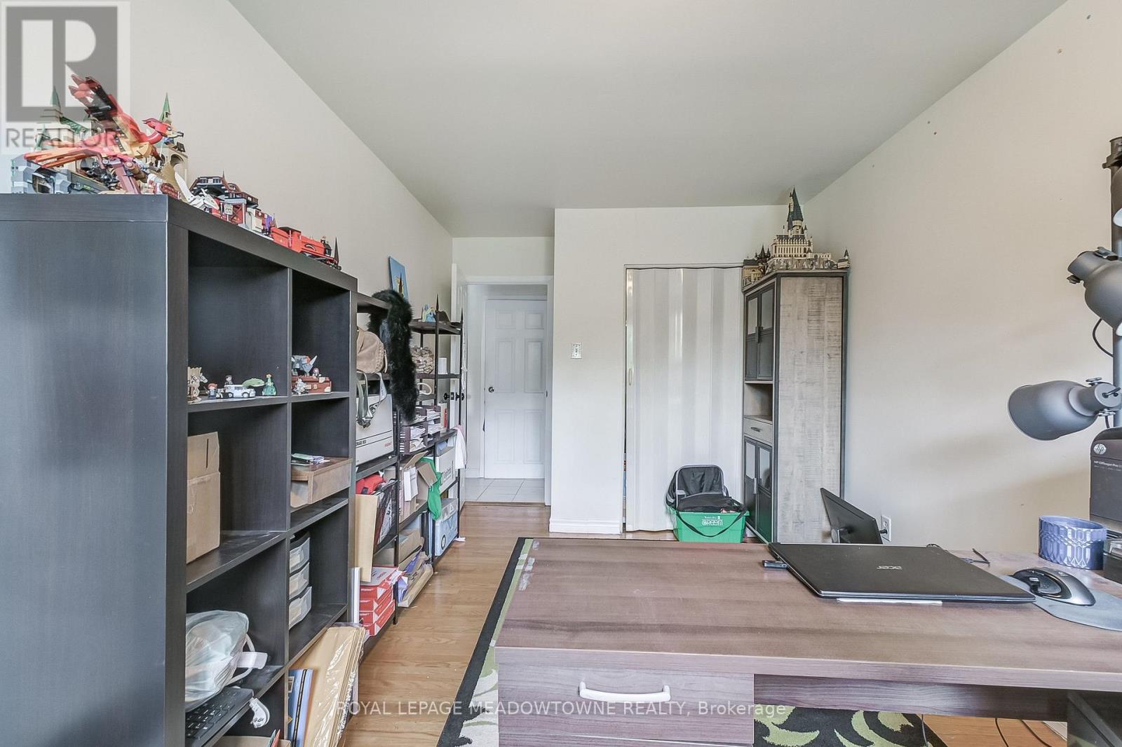 562 Raphael Avenue, Mississauga, Ontario  L5G 1W8 - Photo 24 - W12507612