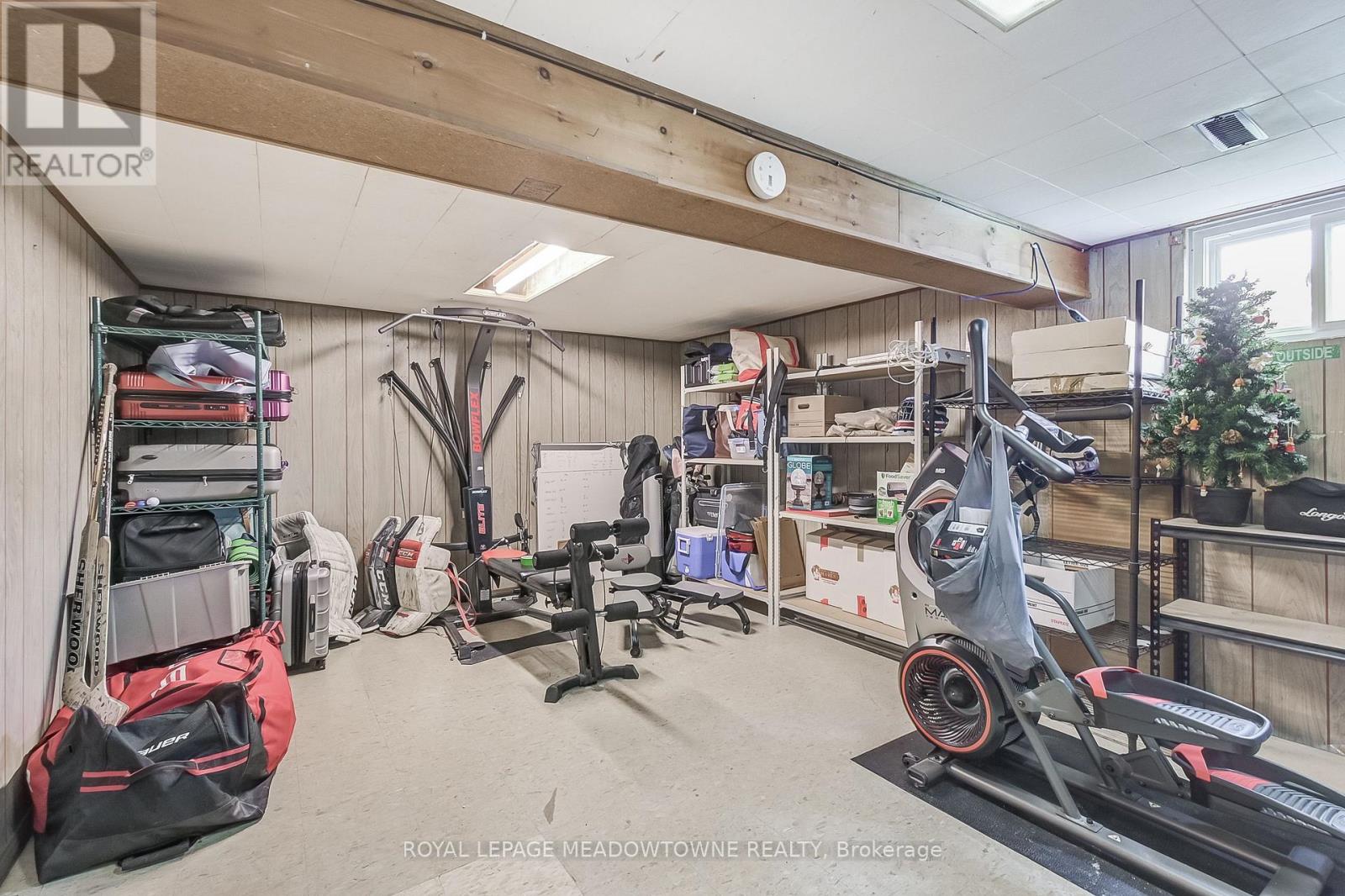 562 Raphael Avenue, Mississauga, Ontario  L5G 1W8 - Photo 25 - W12507612