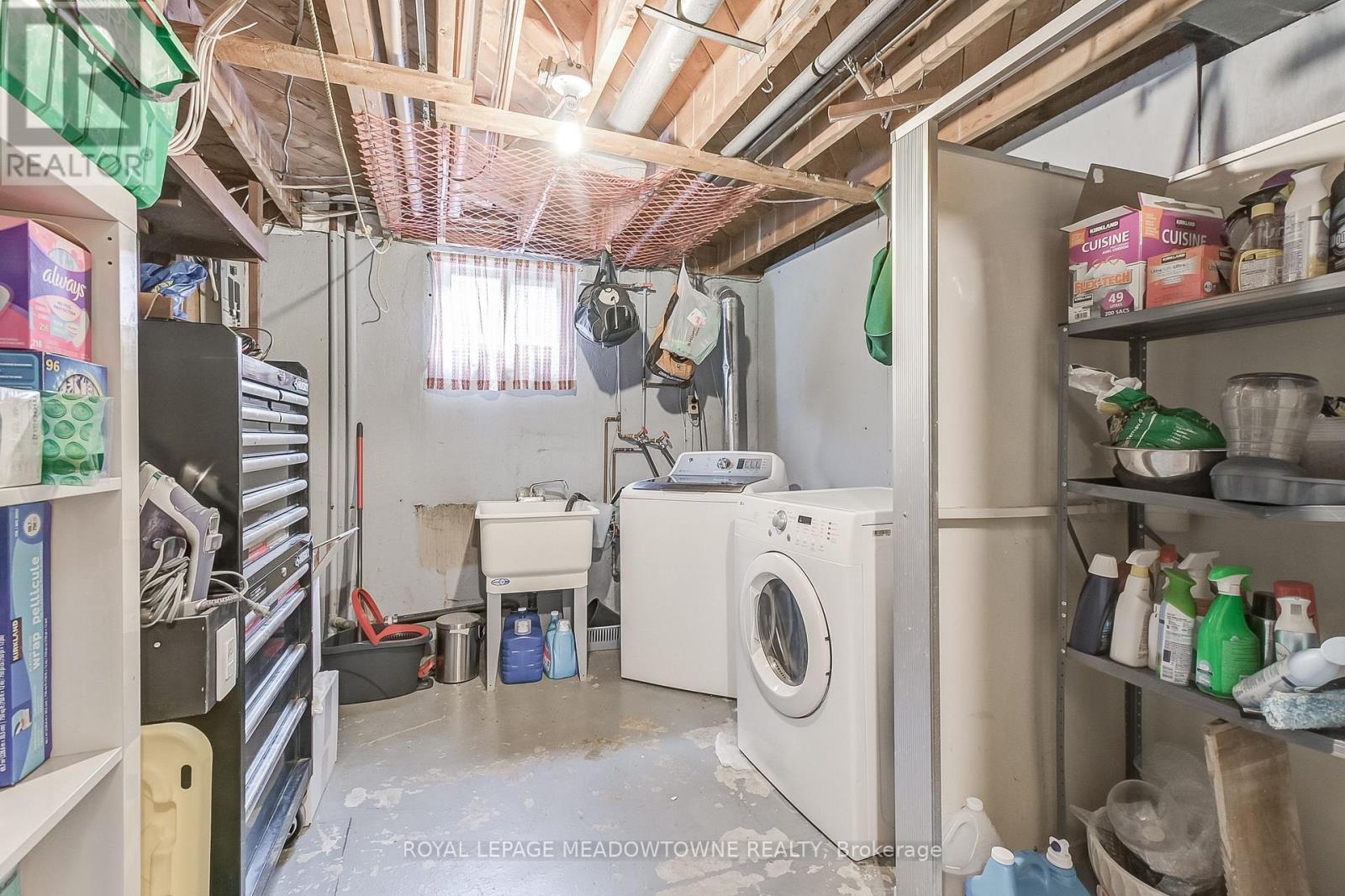 562 Raphael Avenue, Mississauga, Ontario  L5G 1W8 - Photo 26 - W12507612