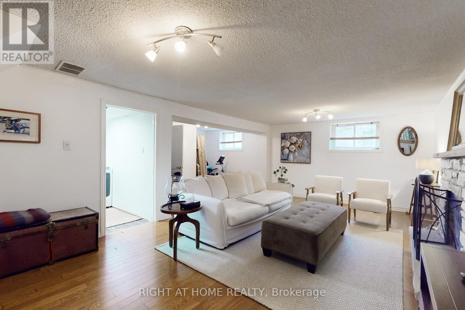 7161 Tamar Road, Mississauga, Ontario L5N 1Y7 - Photo 29 - W12507640