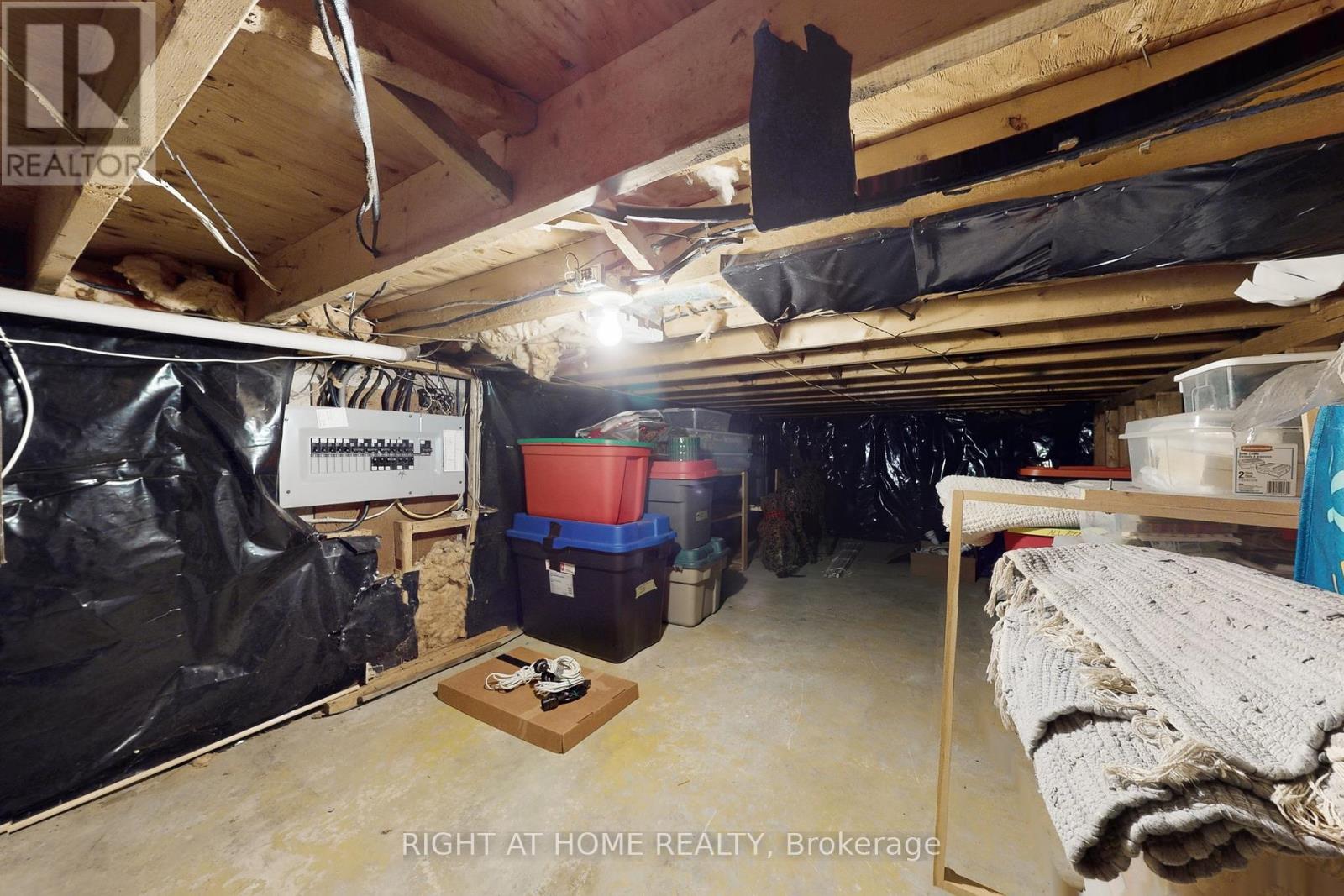 7161 Tamar Road, Mississauga, Ontario L5N 1Y7 - Photo 37 - W12507640