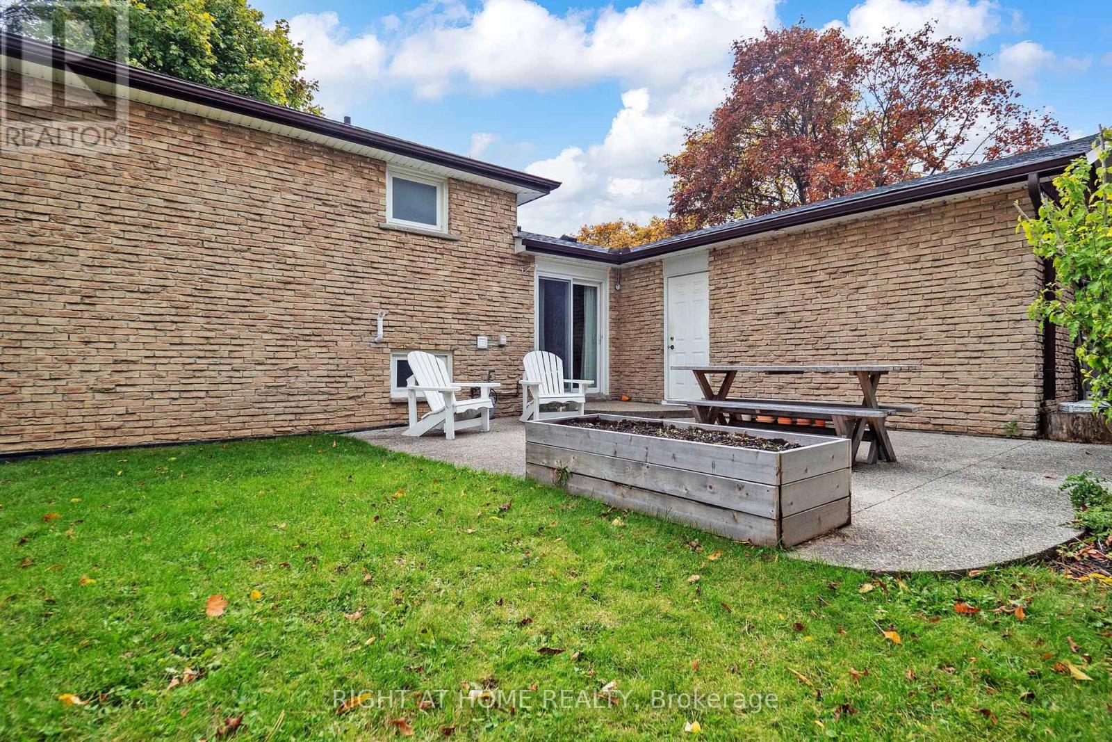 7161 Tamar Road, Mississauga, Ontario L5N 1Y7 - Photo 42 - W12507640