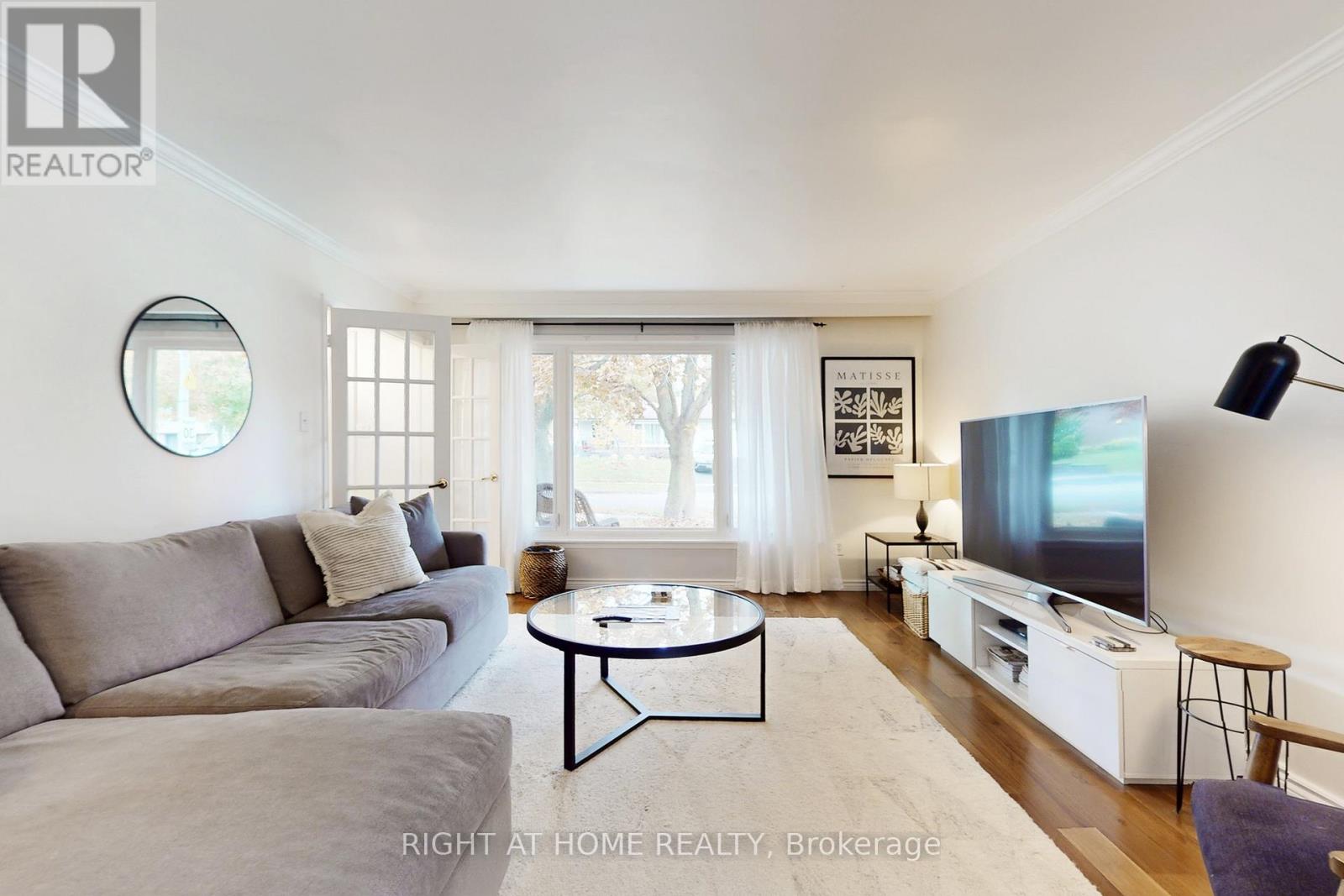 7161 Tamar Road, Mississauga, Ontario L5N 1Y7 - Photo 5 - W12507640