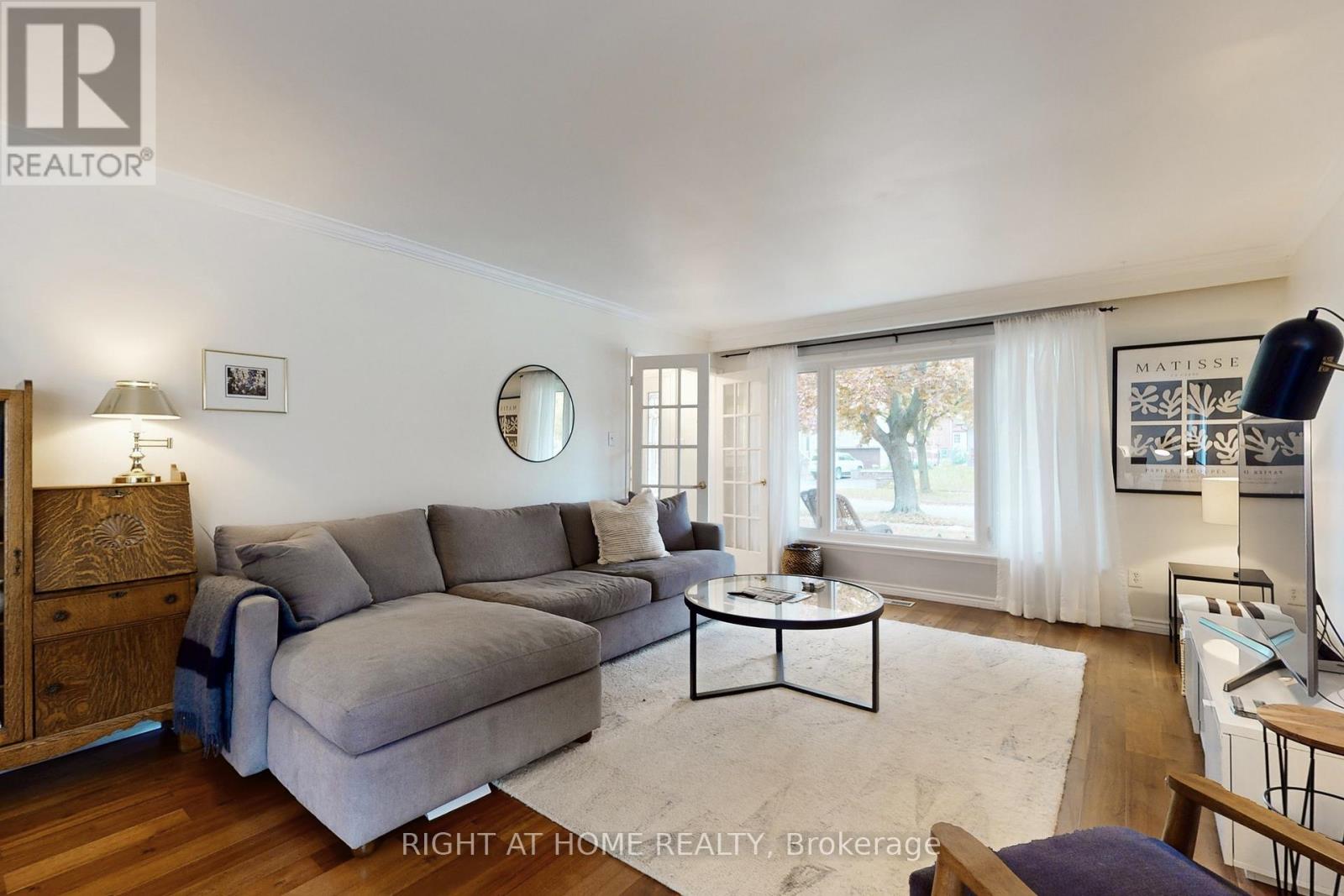 7161 Tamar Road, Mississauga, Ontario L5N 1Y7 - Photo 6 - W12507640