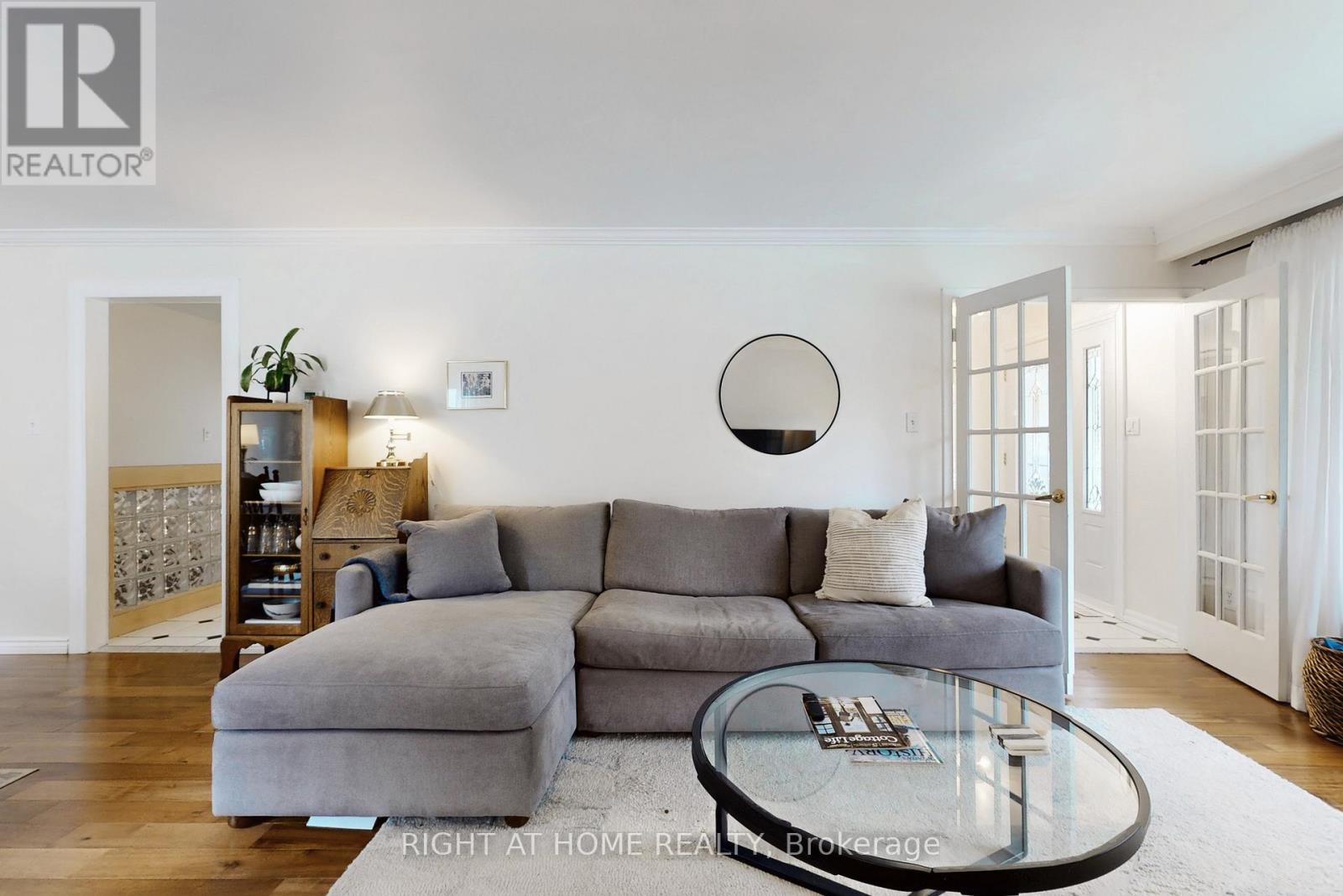 7161 Tamar Road, Mississauga, Ontario L5N 1Y7 - Photo 7 - W12507640