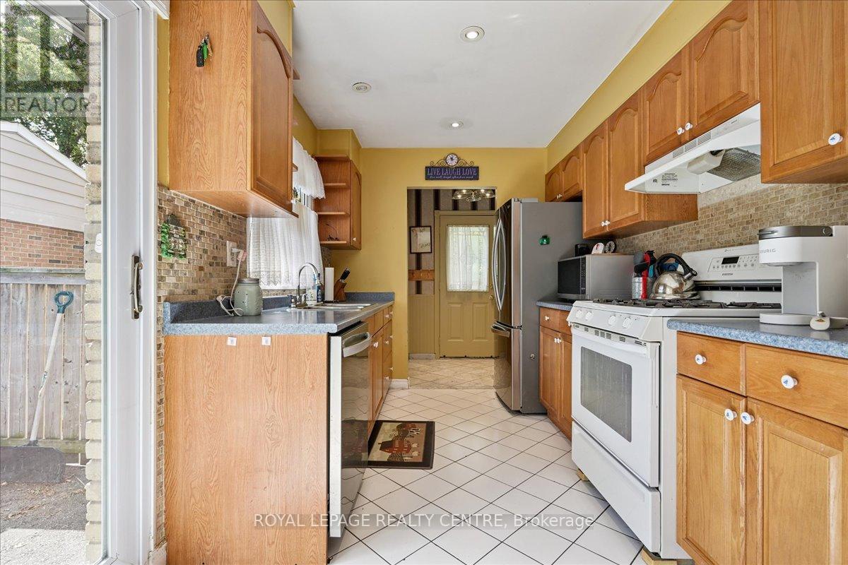 3286 Masthead Crescent, Mississauga, Ontario  L5L 1H1 - Photo 20 - W12507652