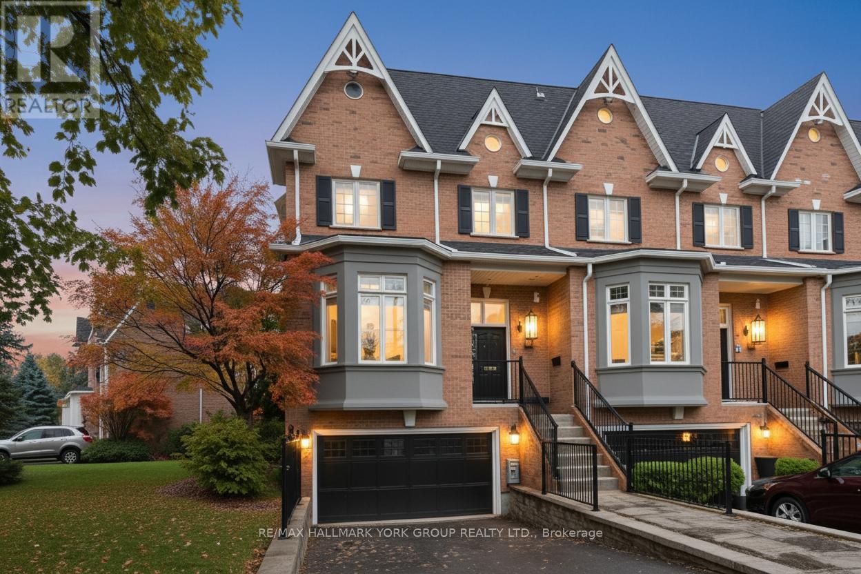 17 - 85 CHURCH STREET, Mississauga, Ontario