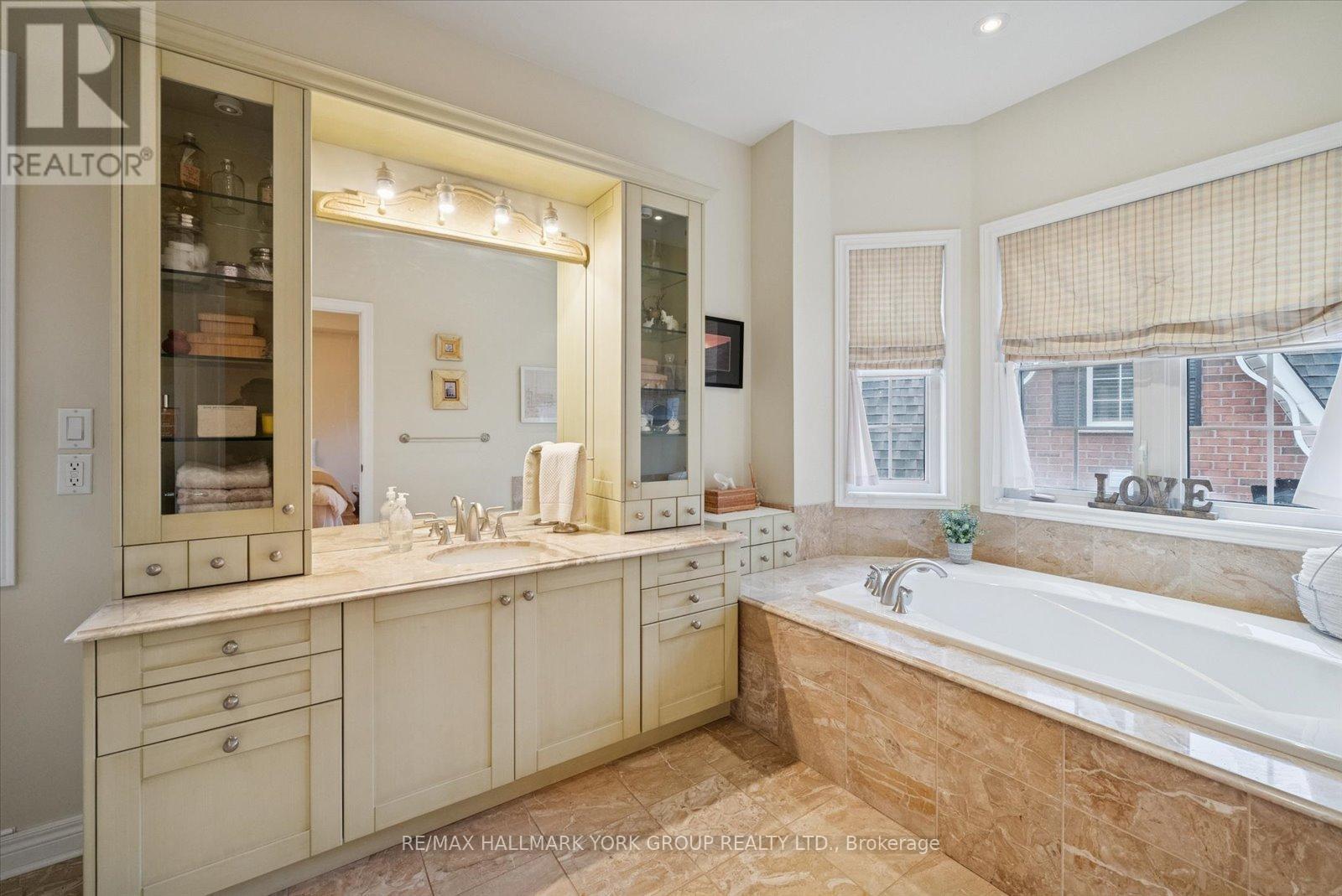 17 - 85 Church Street, Mississauga, Ontario  L5M 1M6 - Photo 16 - W12507656