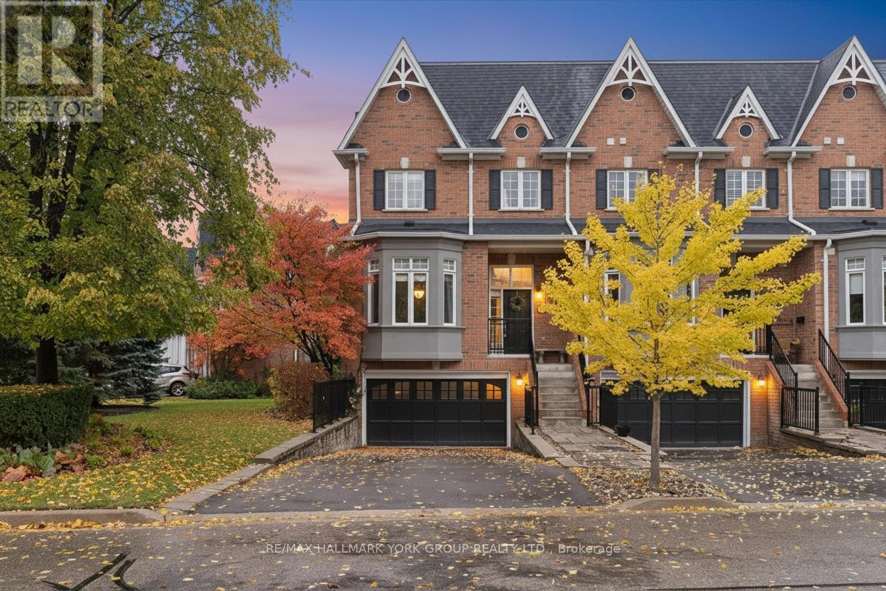 17 - 85 Church Street, Mississauga, Ontario  L5M 1M6 - Photo 2 - W12507656