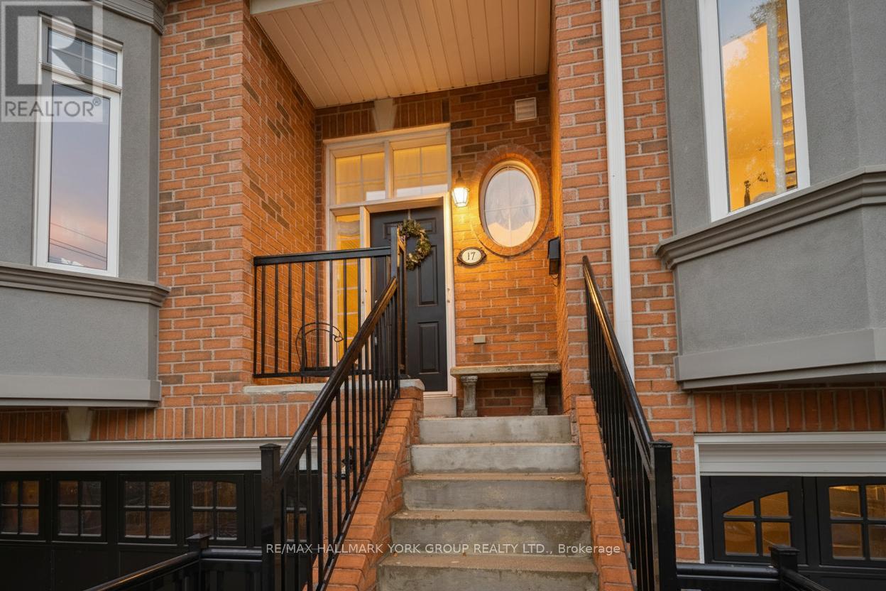 17 - 85 Church Street, Mississauga, Ontario  L5M 1M6 - Photo 3 - W12507656