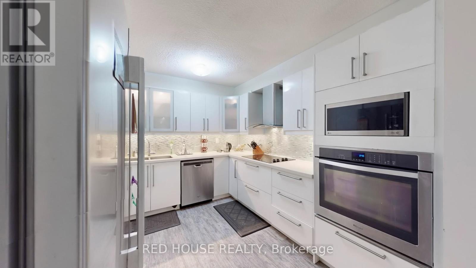 413 - 50 Mississauga Valley Boulevard, Mississauga, Ontario  L5A 3S2 - Photo 8 - W12507718