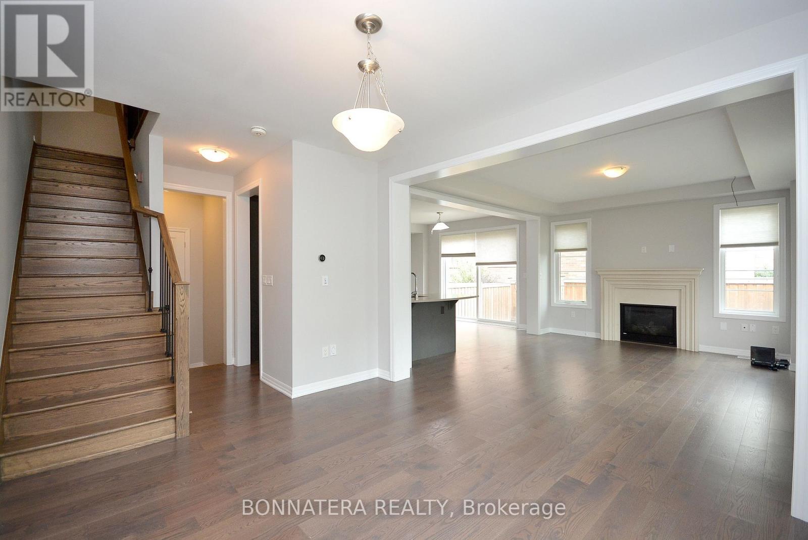 3182 Daisy Way, Oakville, Ontario  L6M 1L3 - Photo 11 - W12507726