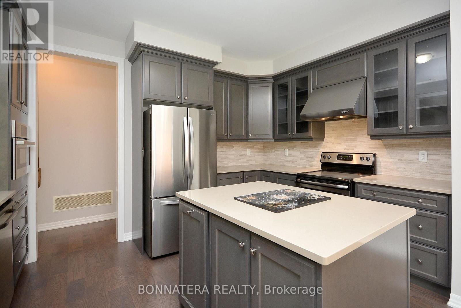 3182 Daisy Way, Oakville, Ontario  L6M 1L3 - Photo 16 - W12507726