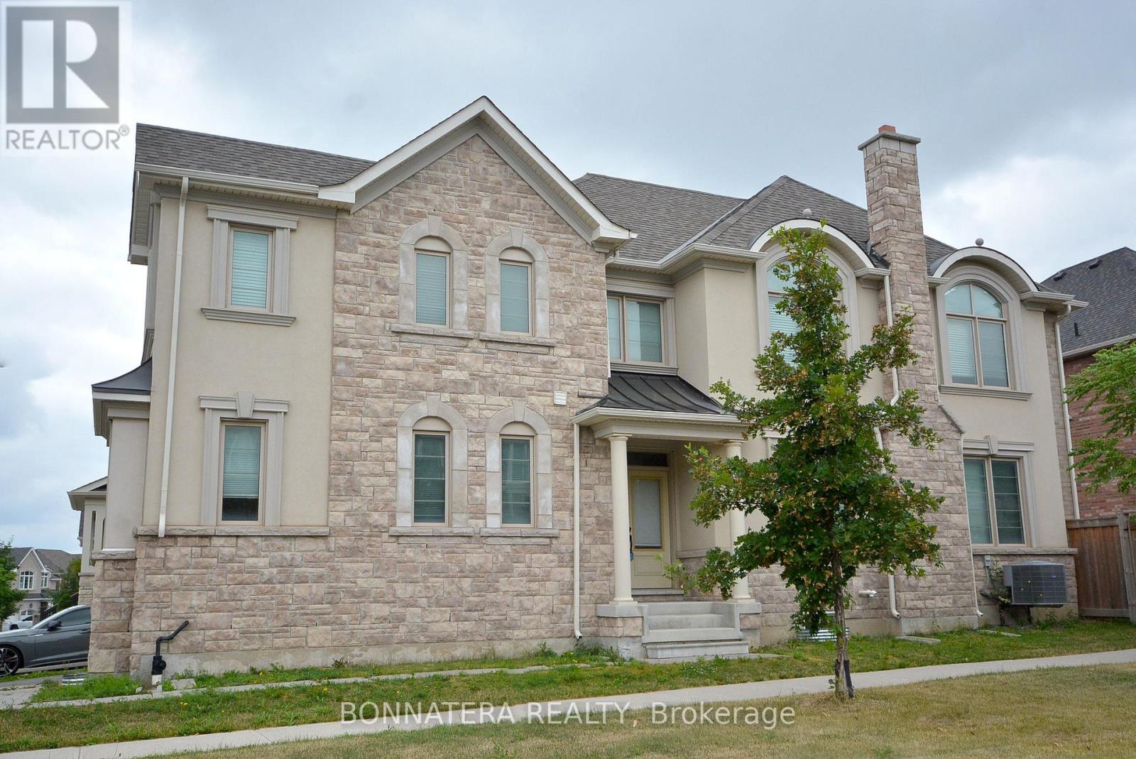 3182 Daisy Way, Oakville, Ontario  L6M 1L3 - Photo 2 - W12507726